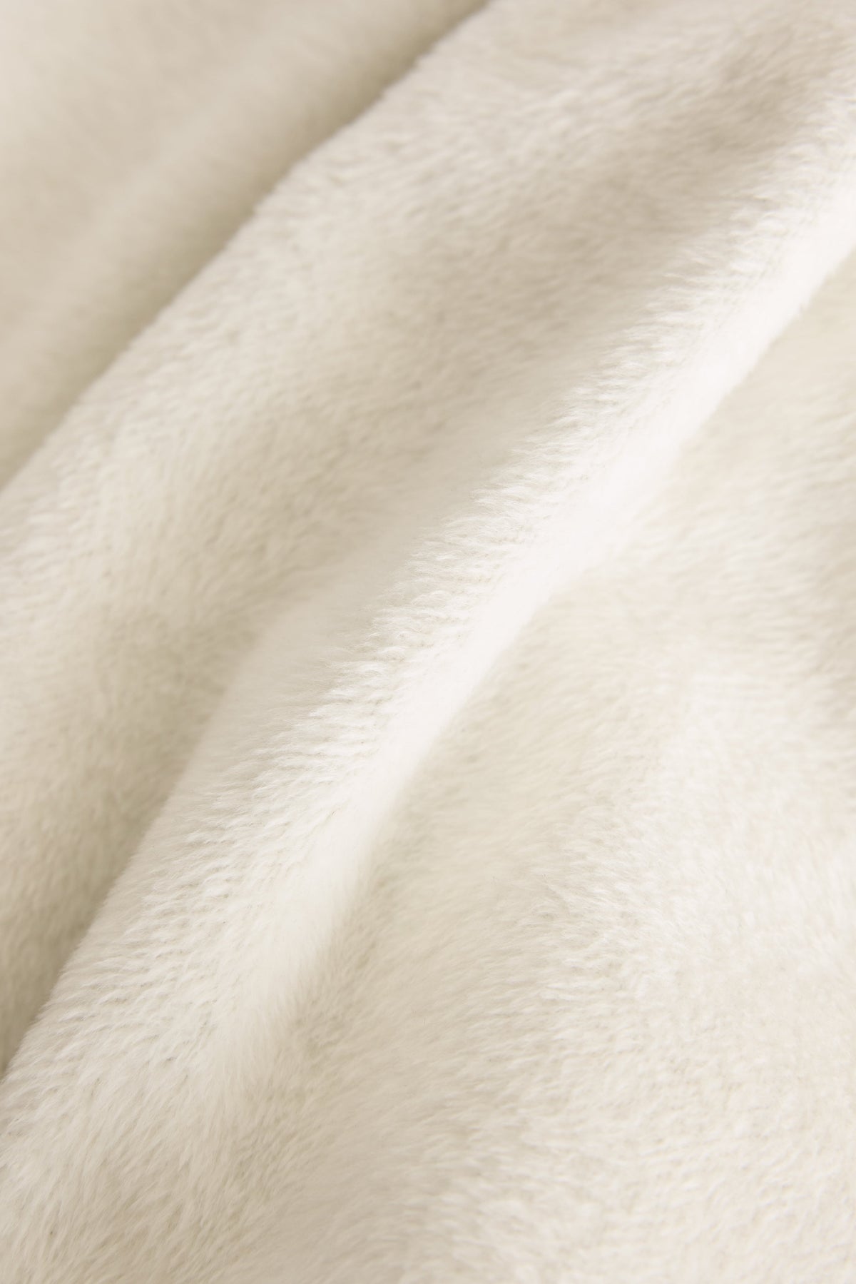 THE BRUSHED FLEECE HENLEY | OATMEAL