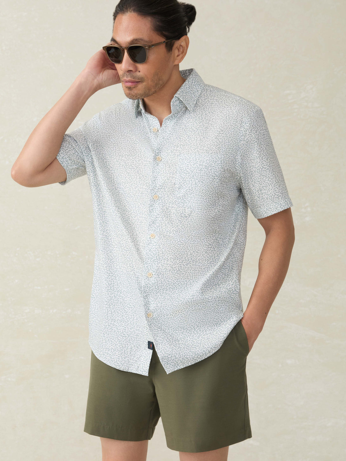 Short-Sleeve Movement Monterey Shirt - Sage Grove Foliage