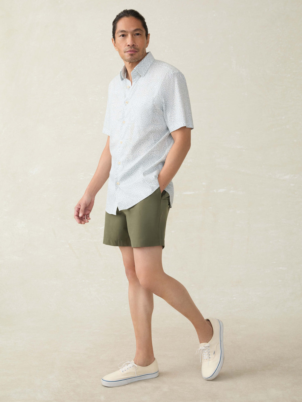 Short-Sleeve Movement Monterey Shirt - Sage Grove Foliage