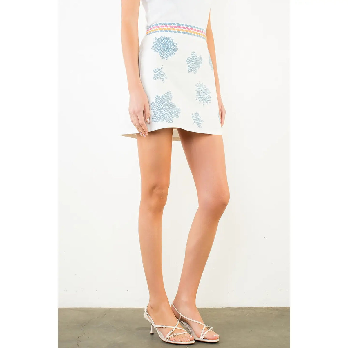 EMBROIDERY DETAIL SKIRT