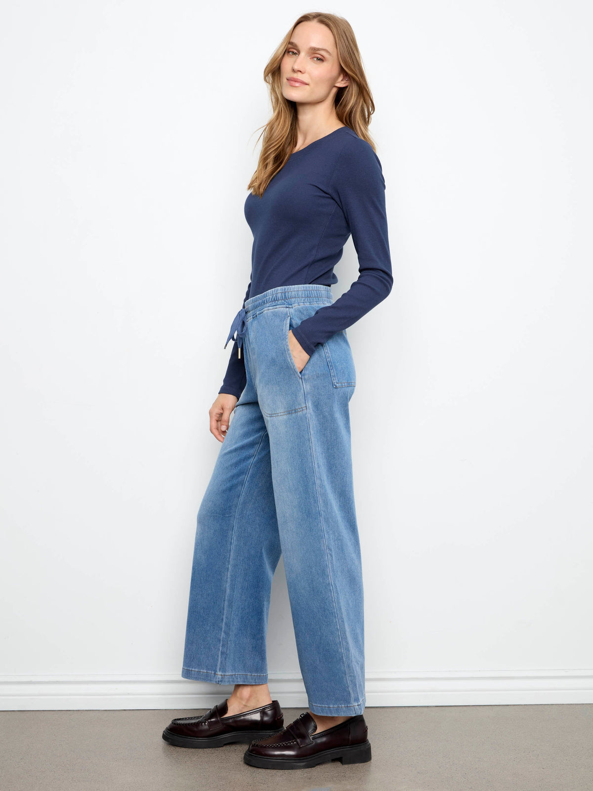 Cropped Knit Denim Wide Leg Jogger Pants - Medium Blue