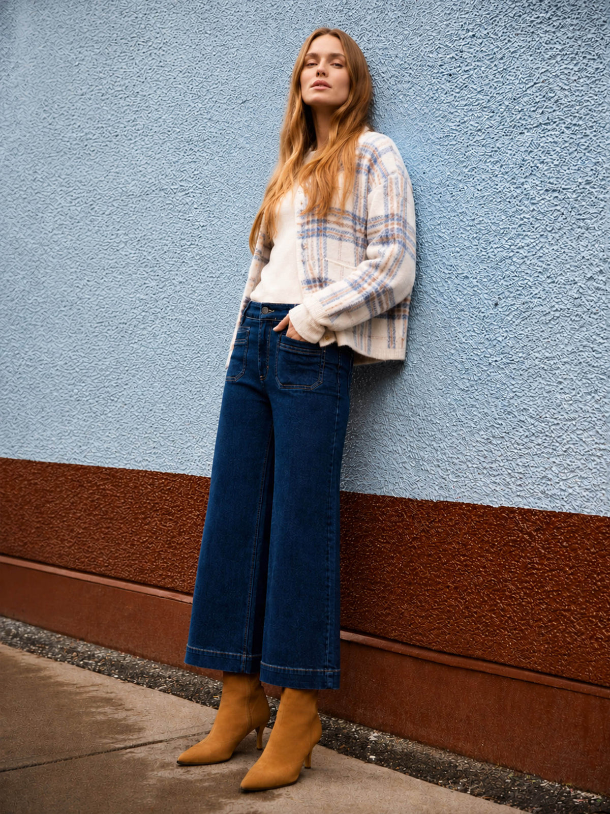 Short Plaid Knit Jacket - Ecru