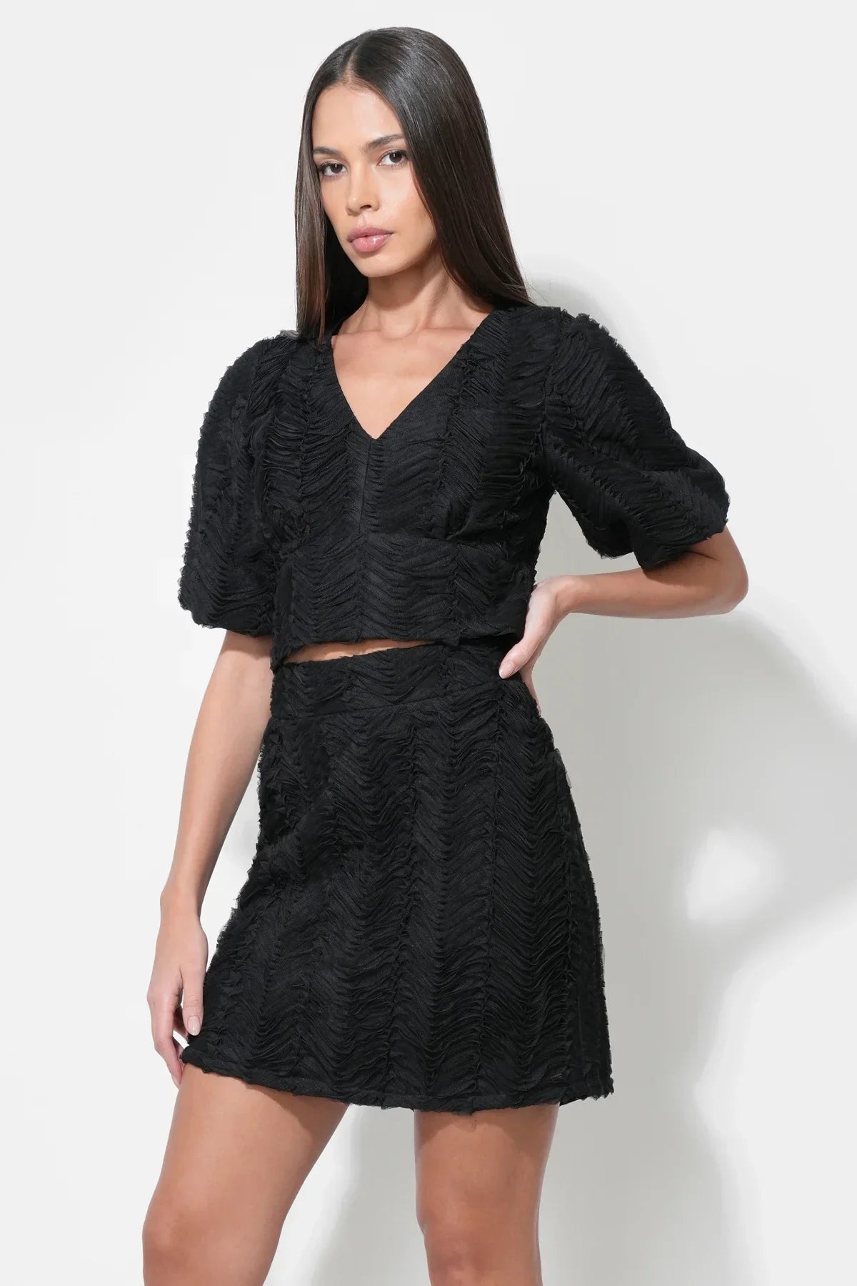 LILAH TEXTURED MINI SKIRT