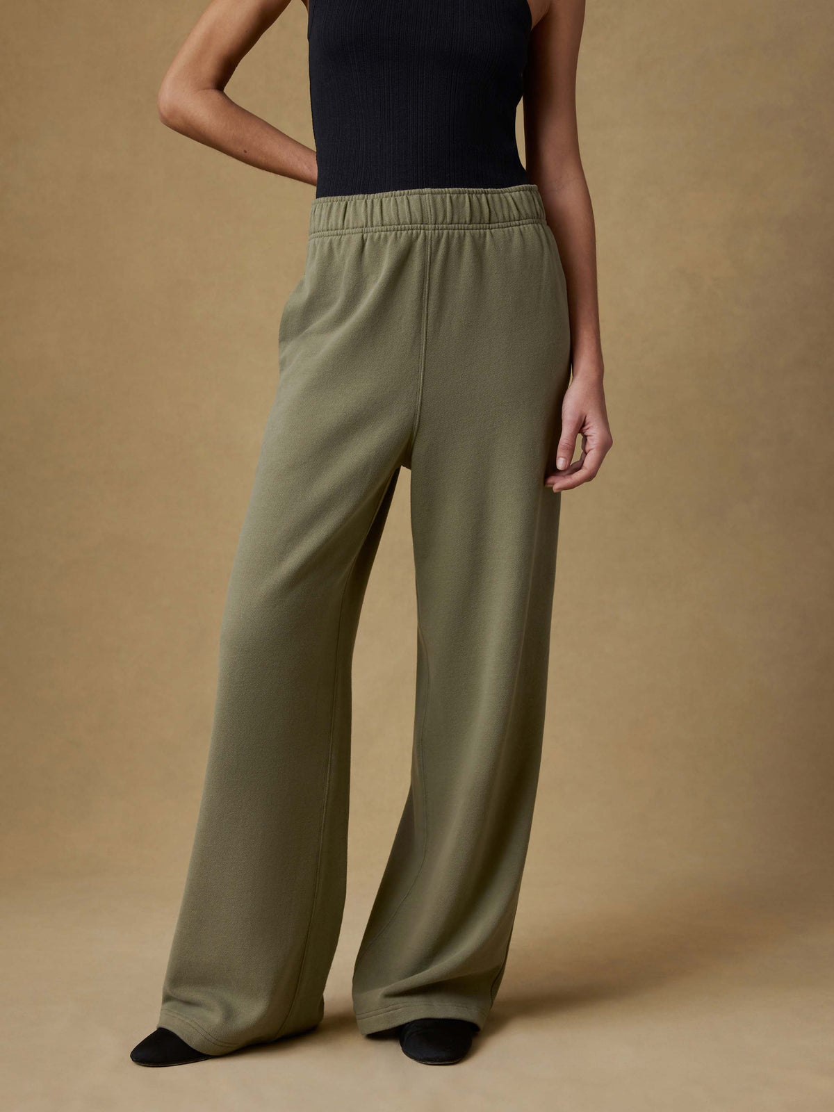 High Standard Fleece Wide Leg Sweatpant - Island Olive
