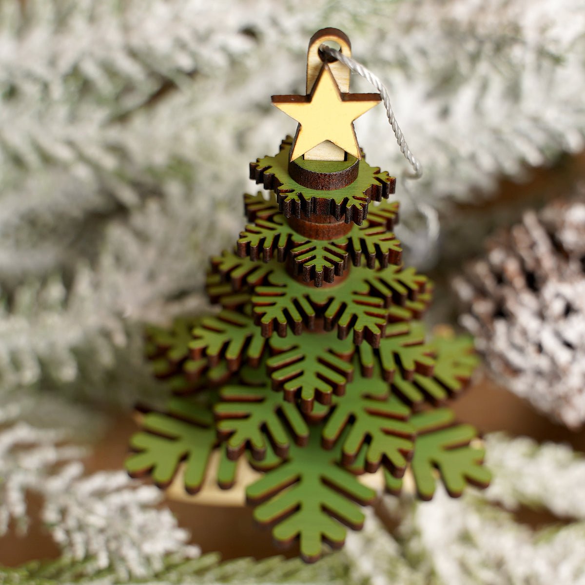GSM Green Tree With Star Ornament
