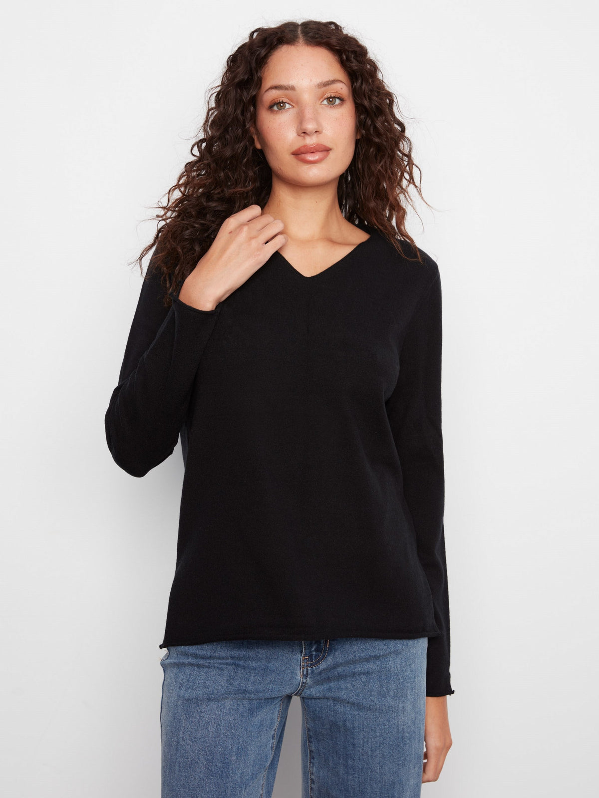 Basic V-Neck Sweater - Black