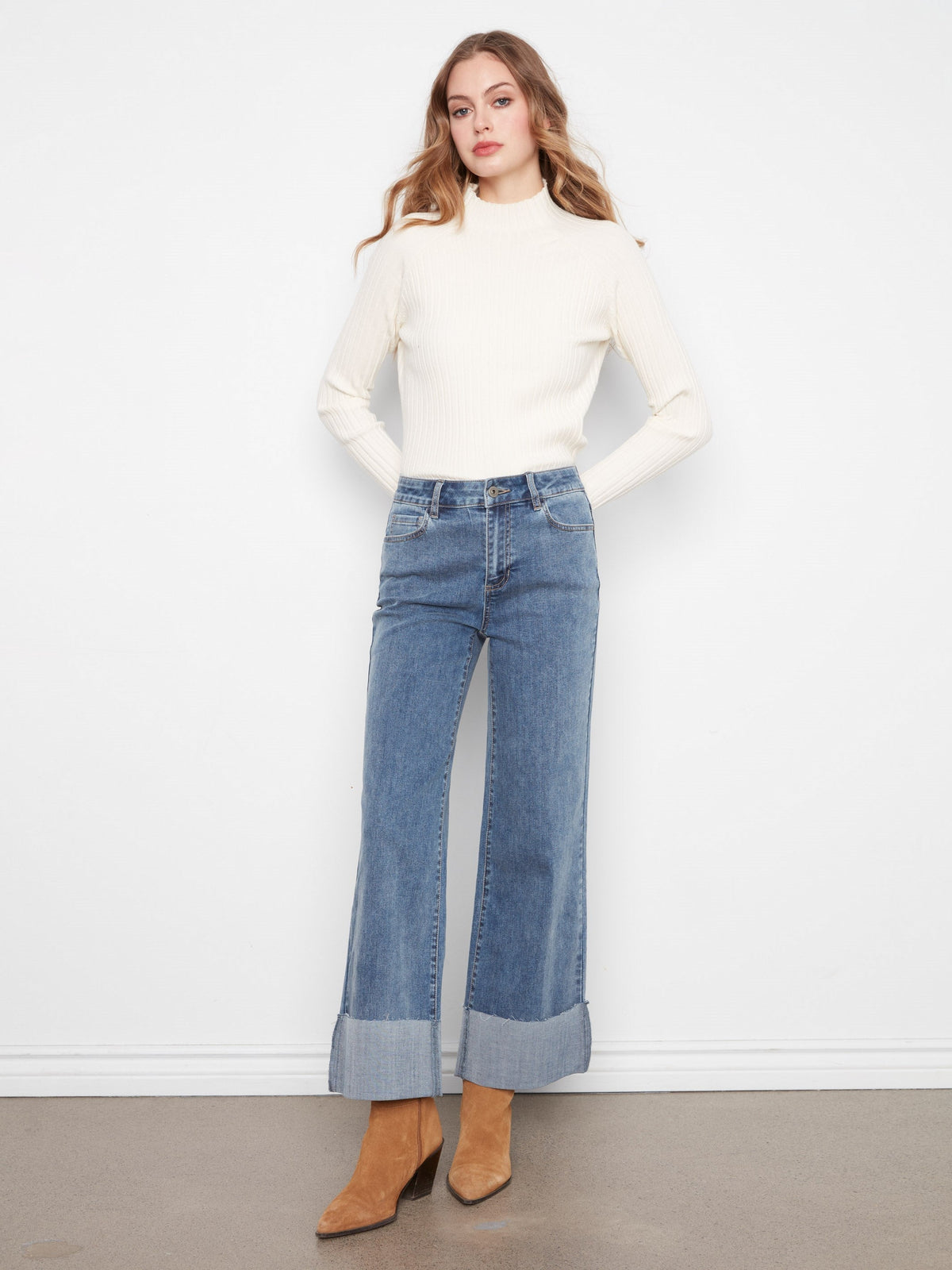 Cuffed Cropped Wide Leg Jeans - Medium Blue